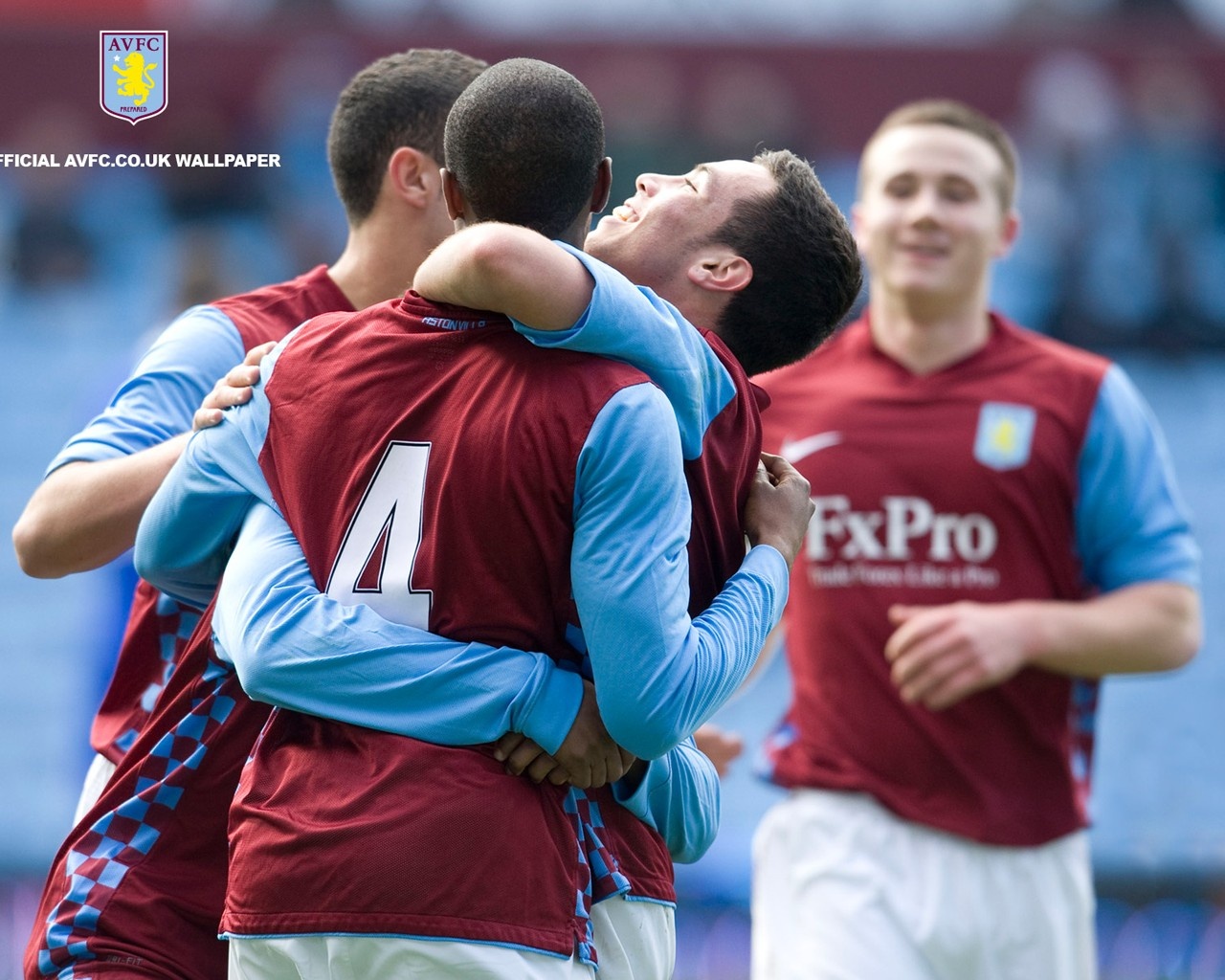 面焦灼时仍 面焦灼时仍