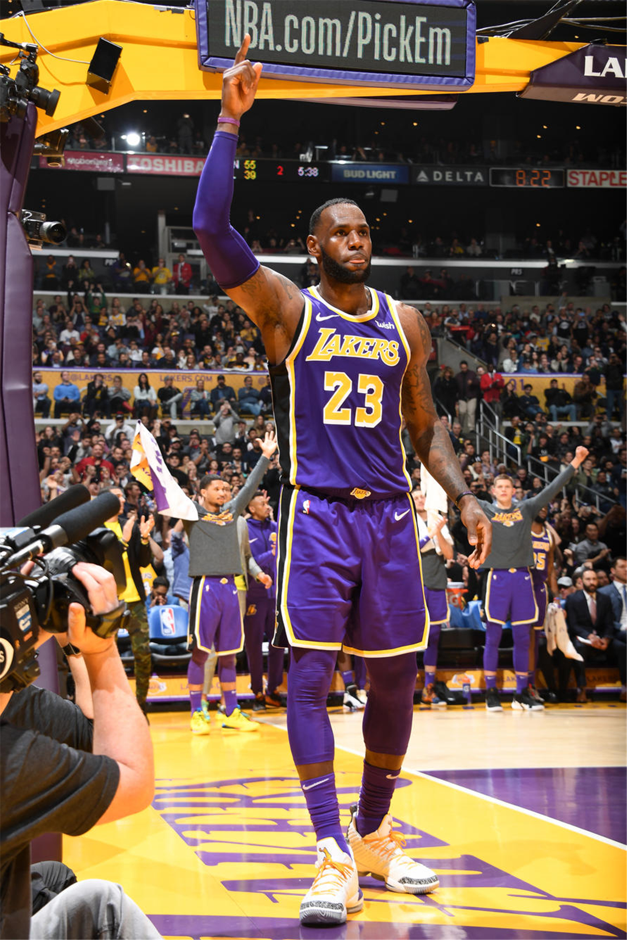 边翼卫回撤 边翼卫回撤